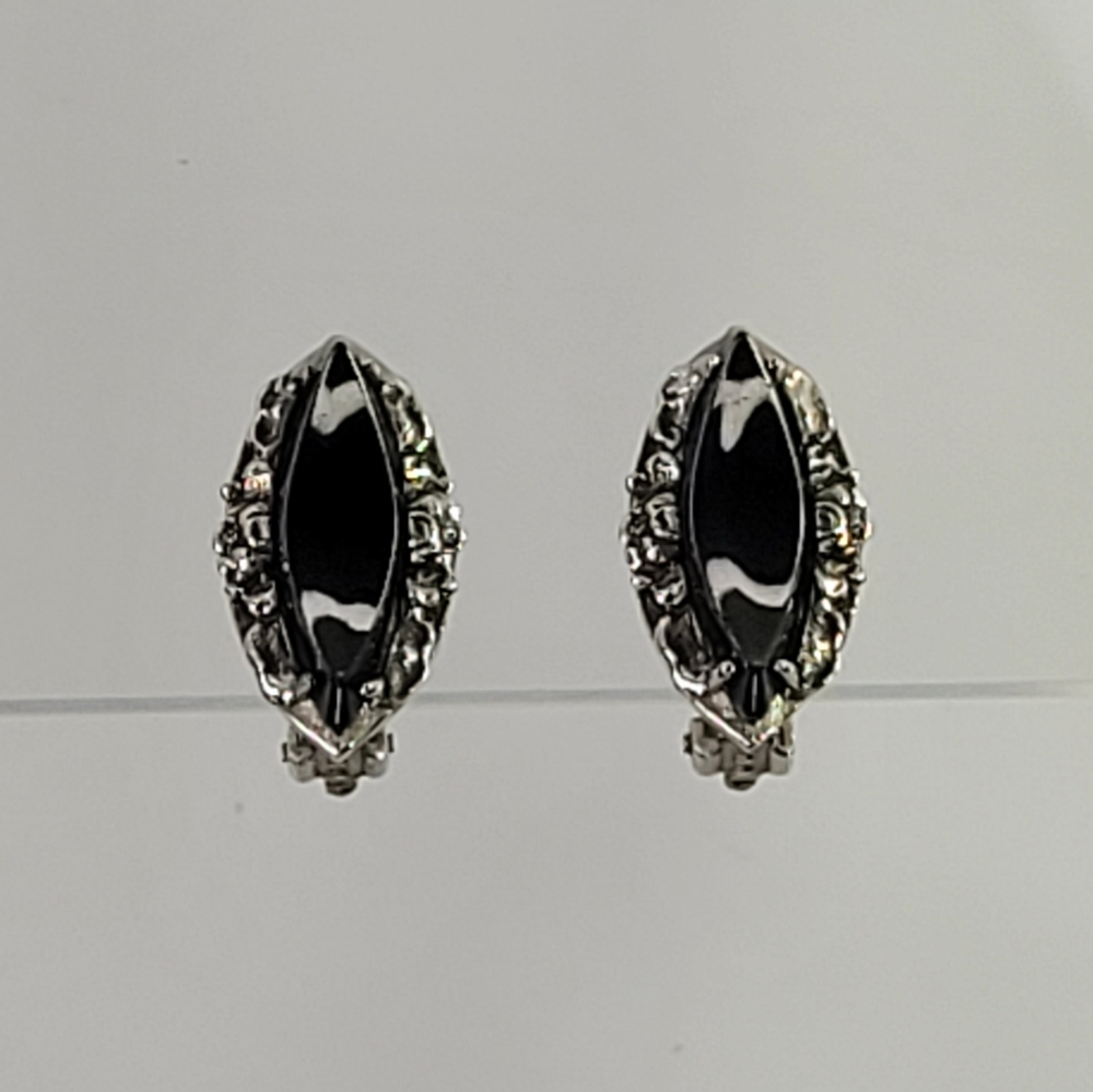 Vintage Whiting & Davis Faceted Black Hematite & Silver-tone Bezel Clip Earrings